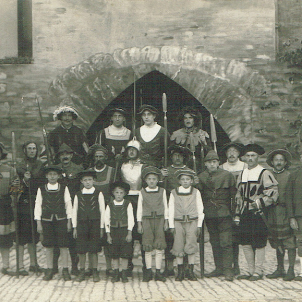 Historienspiel Kunz Krön auf dem Marktplatz in den 1930er Jahren